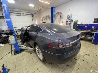 Tesla Model S 1 поколение 2016 - 2021 рестайлинг